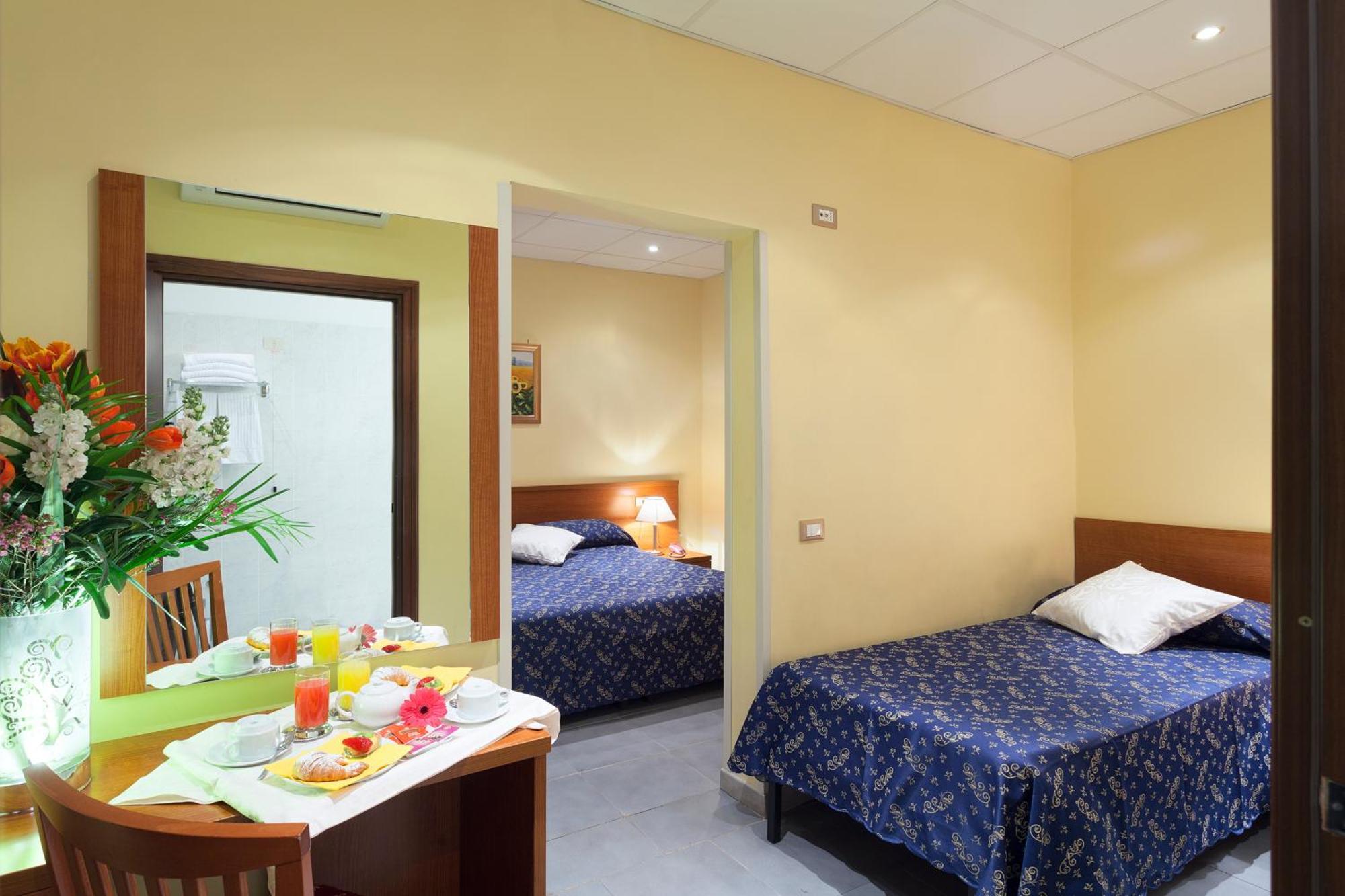 Hotel Oriente — Foto 1